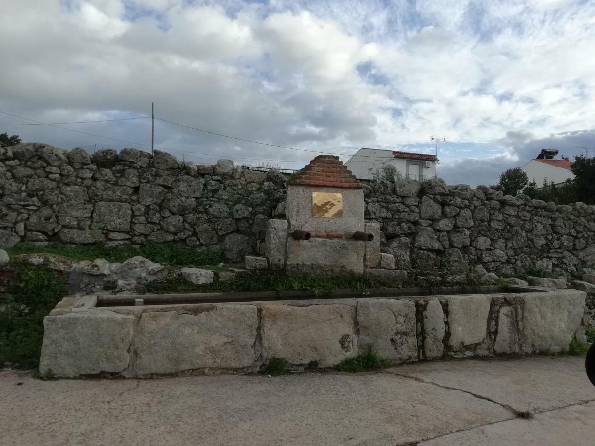 Arroyomolinos de MontánchezLa Casina De Carminaアパートメント エクステリア 写真